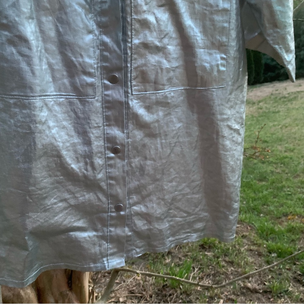 Lanhtropy Metallic Silver Women’s Snap Down Shirt - Picture 8 of 13